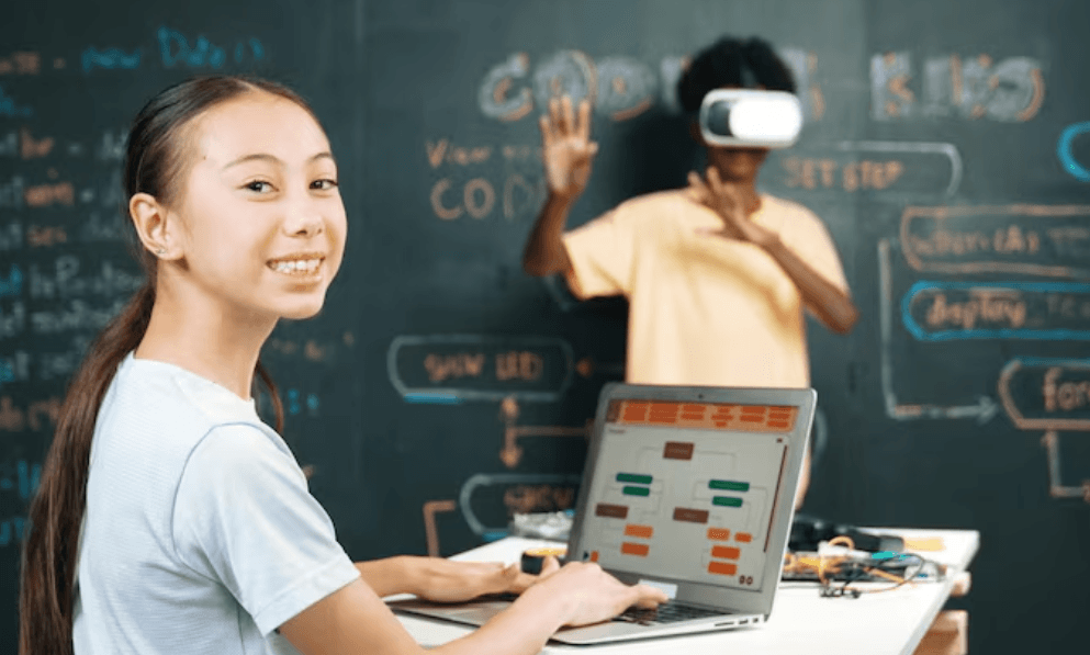 Học AI và học lập trình khác nhau như thế nào?